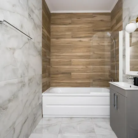 Апартаменты Plaza 101